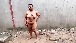 Pulchritude Bbw Walks Assuredly Naked And Fucked in The Site